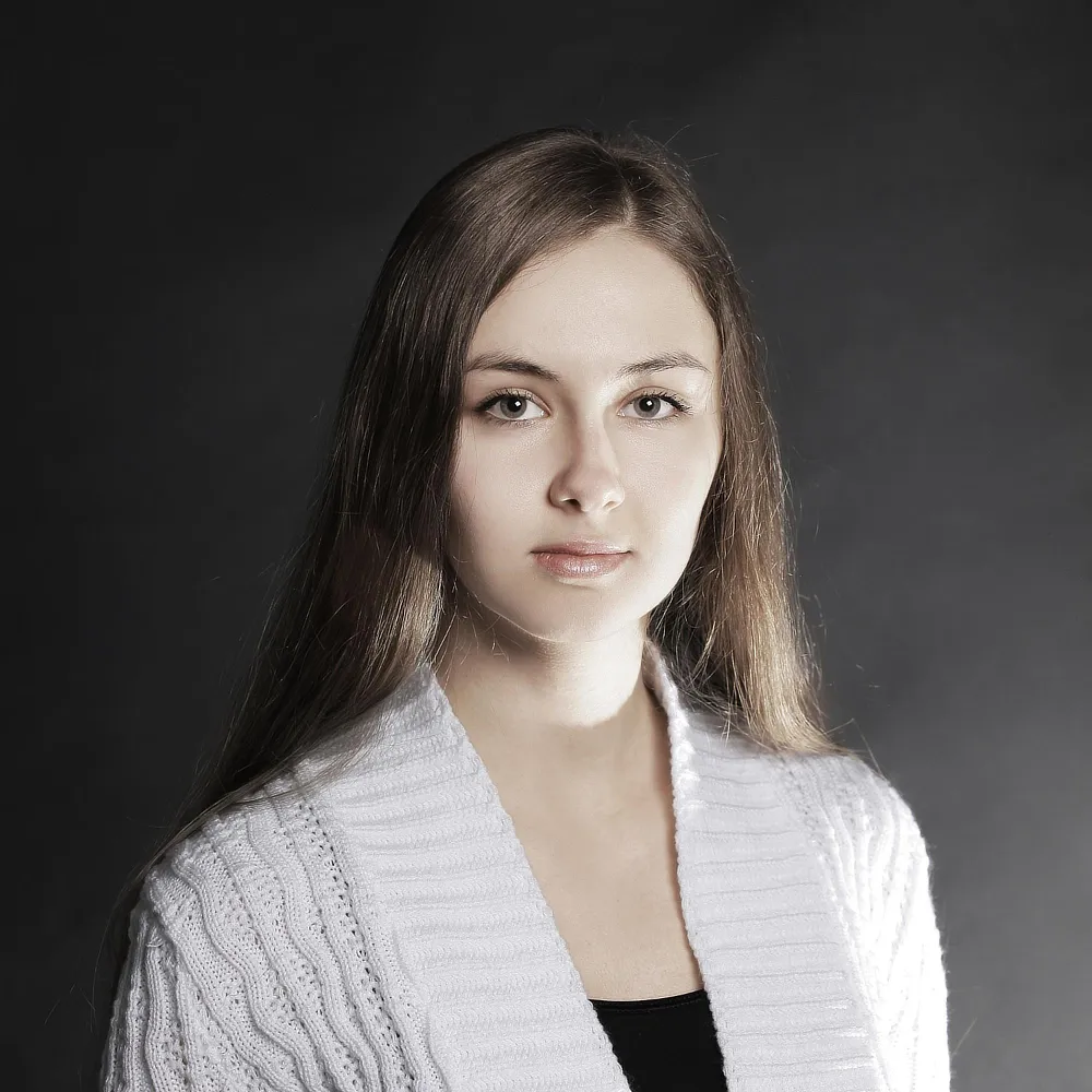 Amy Paris